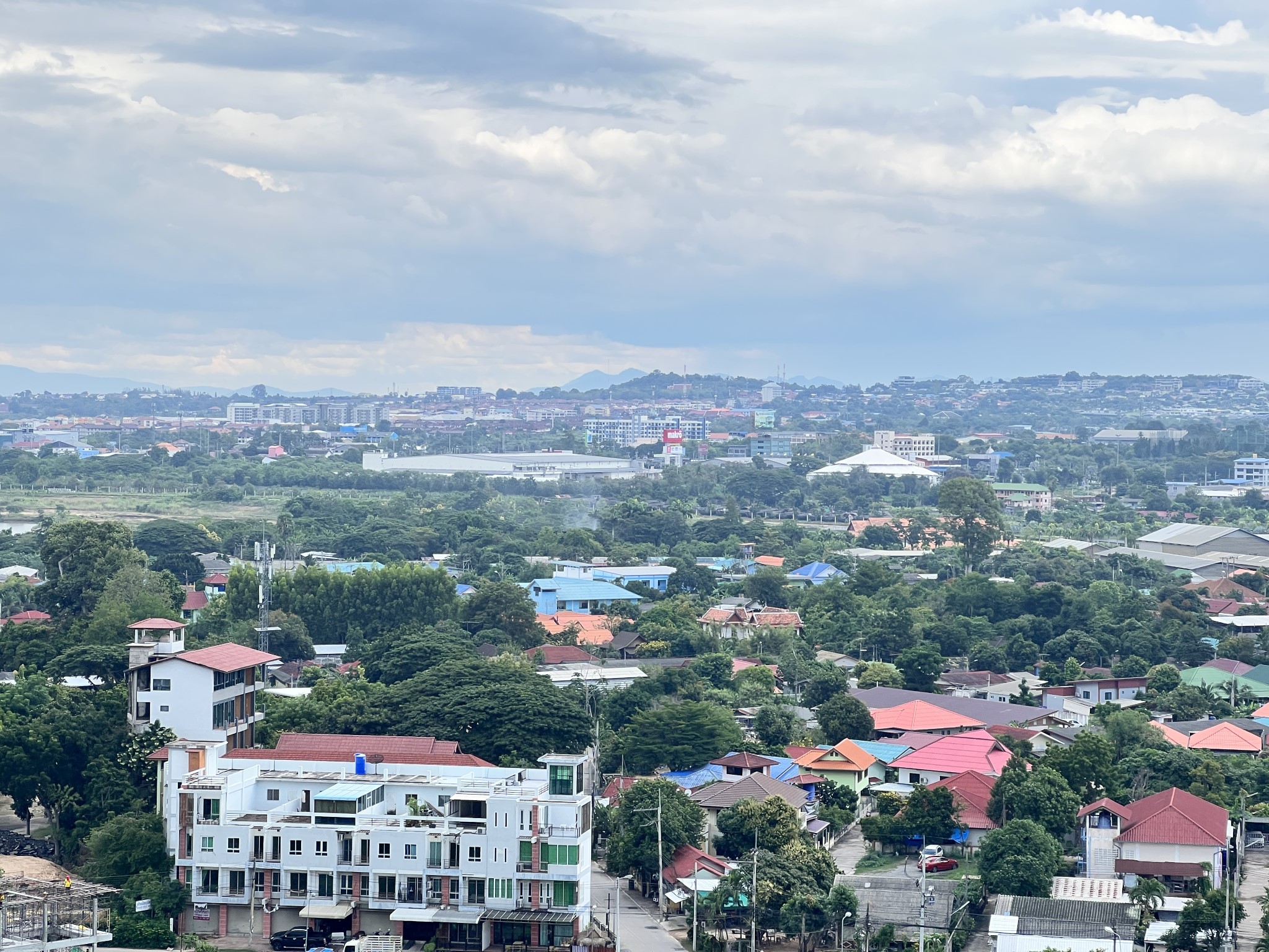 Angket/F17 1 BED · 2 BATH · 108 SQ M · 1 BALCONY · SEA & CITY VIEWS 28