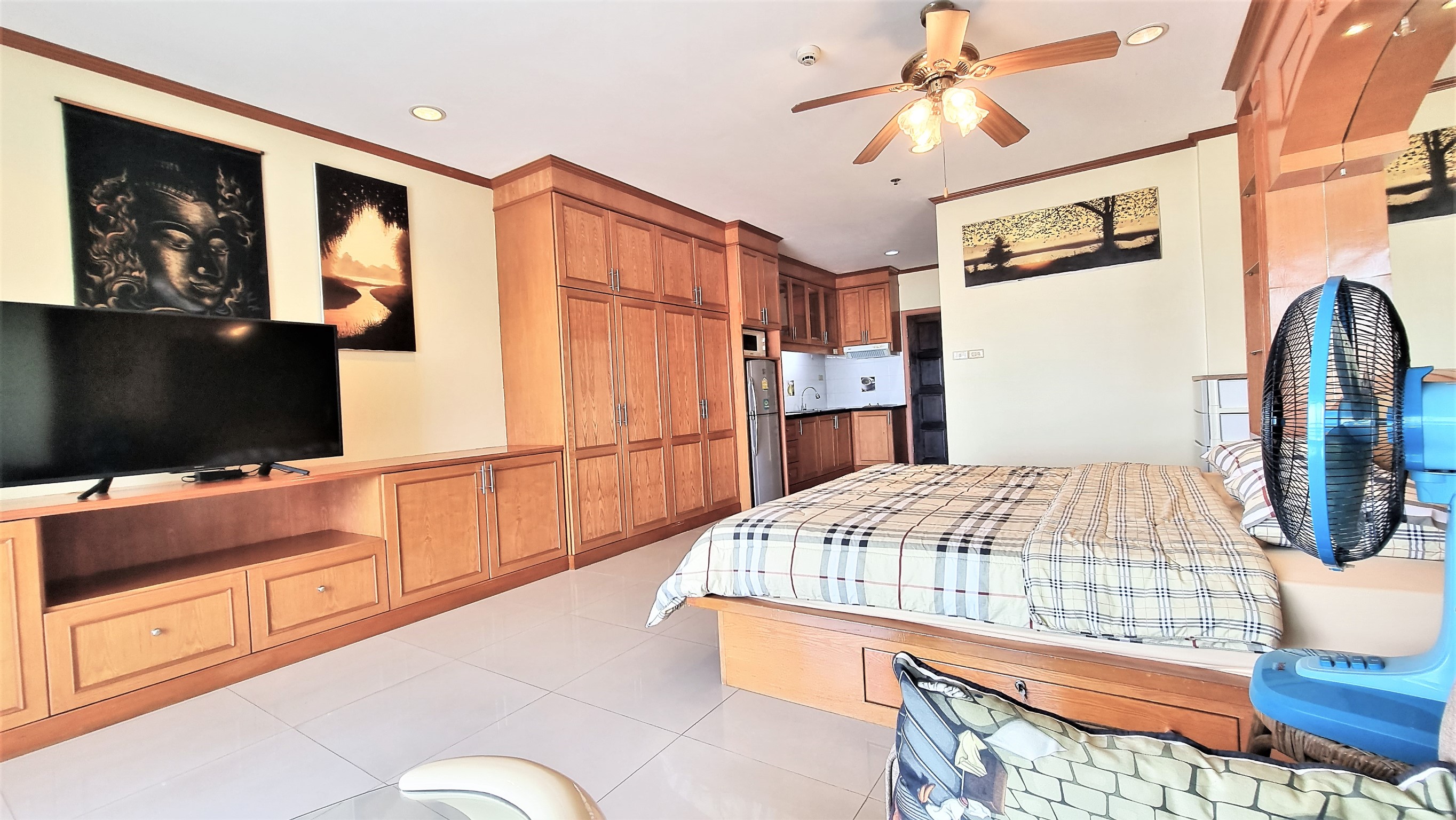 View Talay 6/F24 LARGE STUDIO · 1 BATH · 48 SQ M · 1 LARGE BALCONY · FANTASTIC SEA VIEW 11