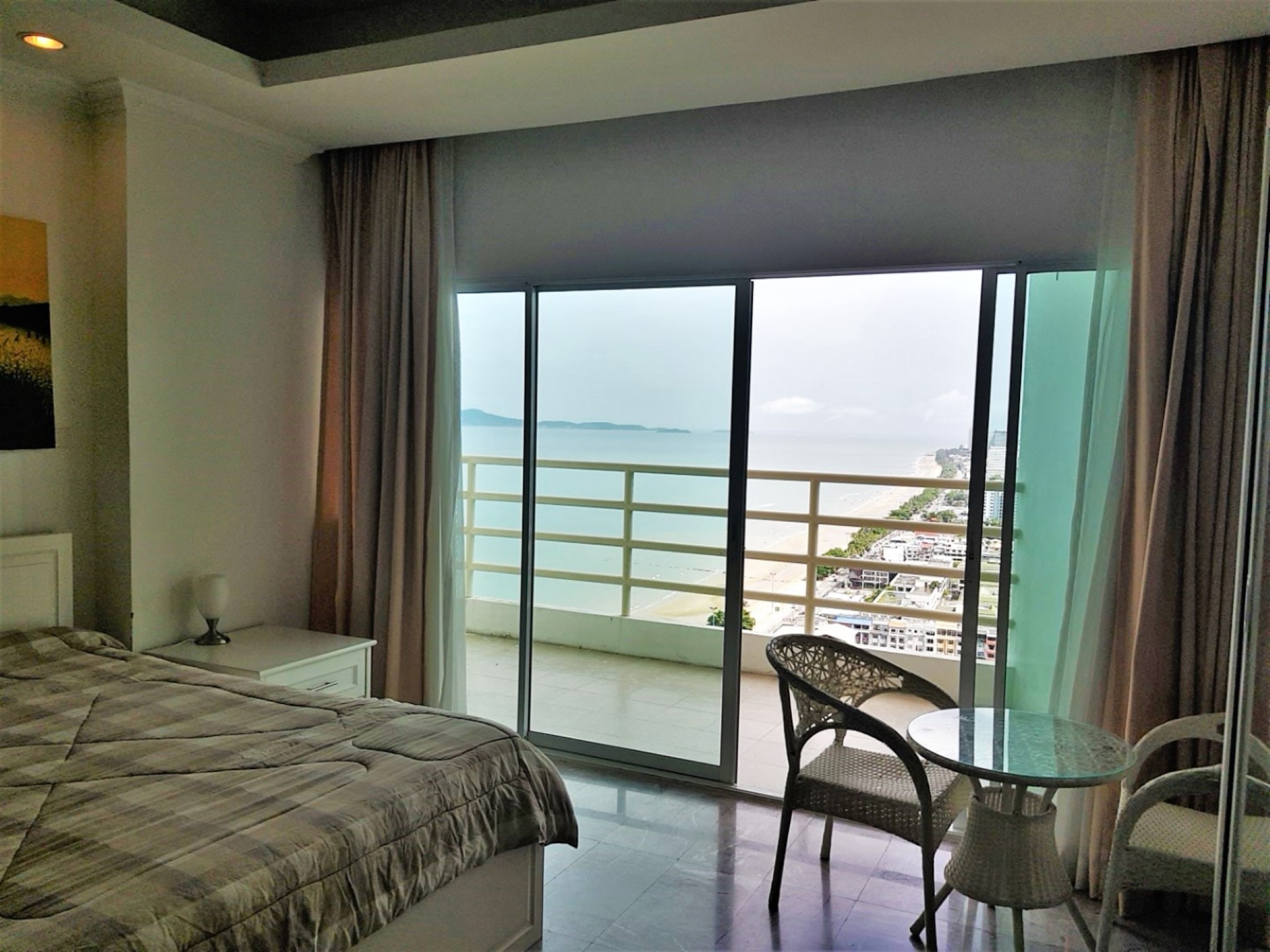 View Talay 8/F30 LARGE LUXURY STUDIO · 1 BATH · 48 SQ M · 1 BALCONY · FANTASTIC SEA VIEW 13