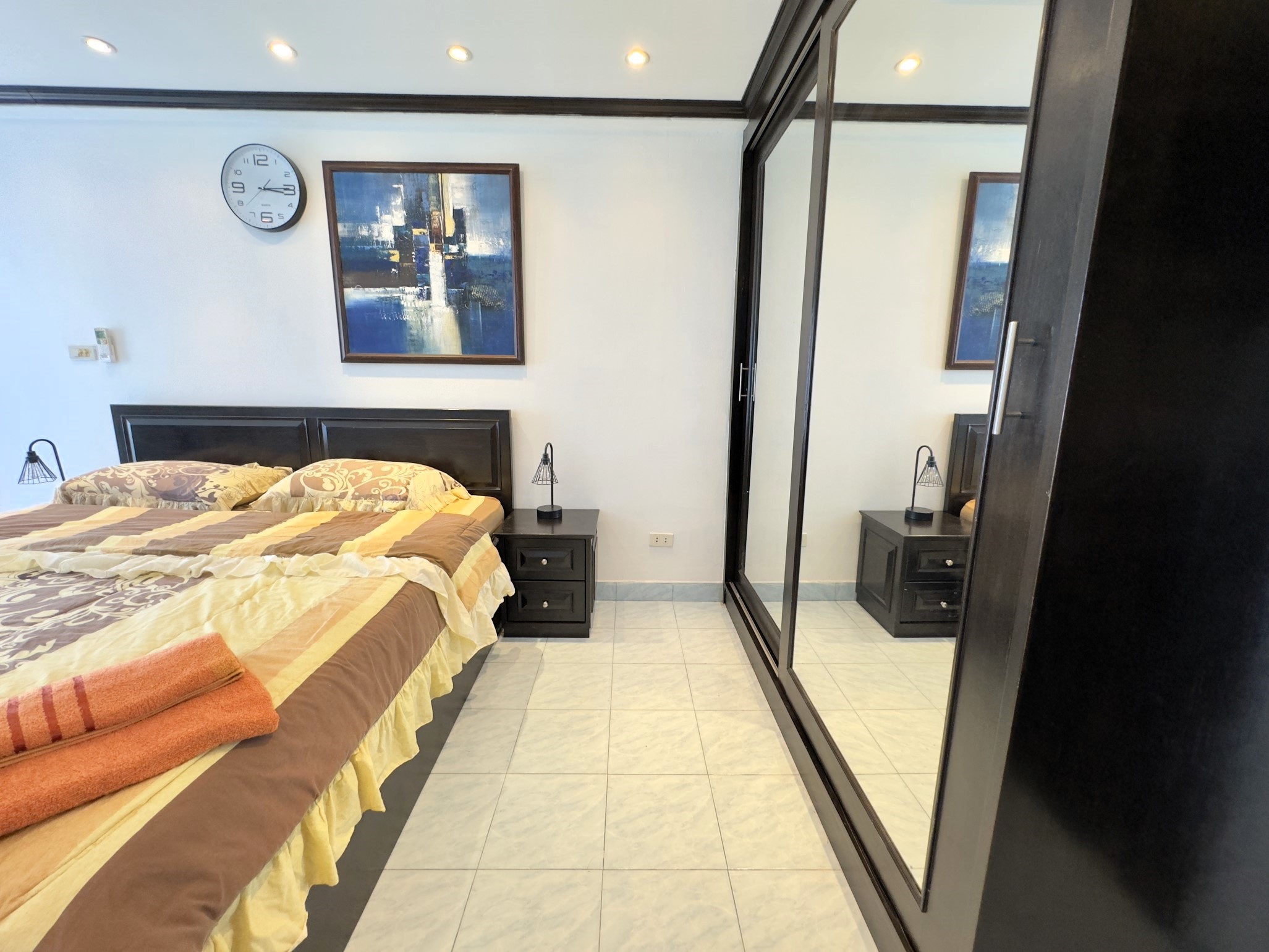 Jomtien Beach Condominium/A1/F8 STUDIO · 1 BATH · 30 SQ M · 1 BALCONY · POOL VIEW 5
