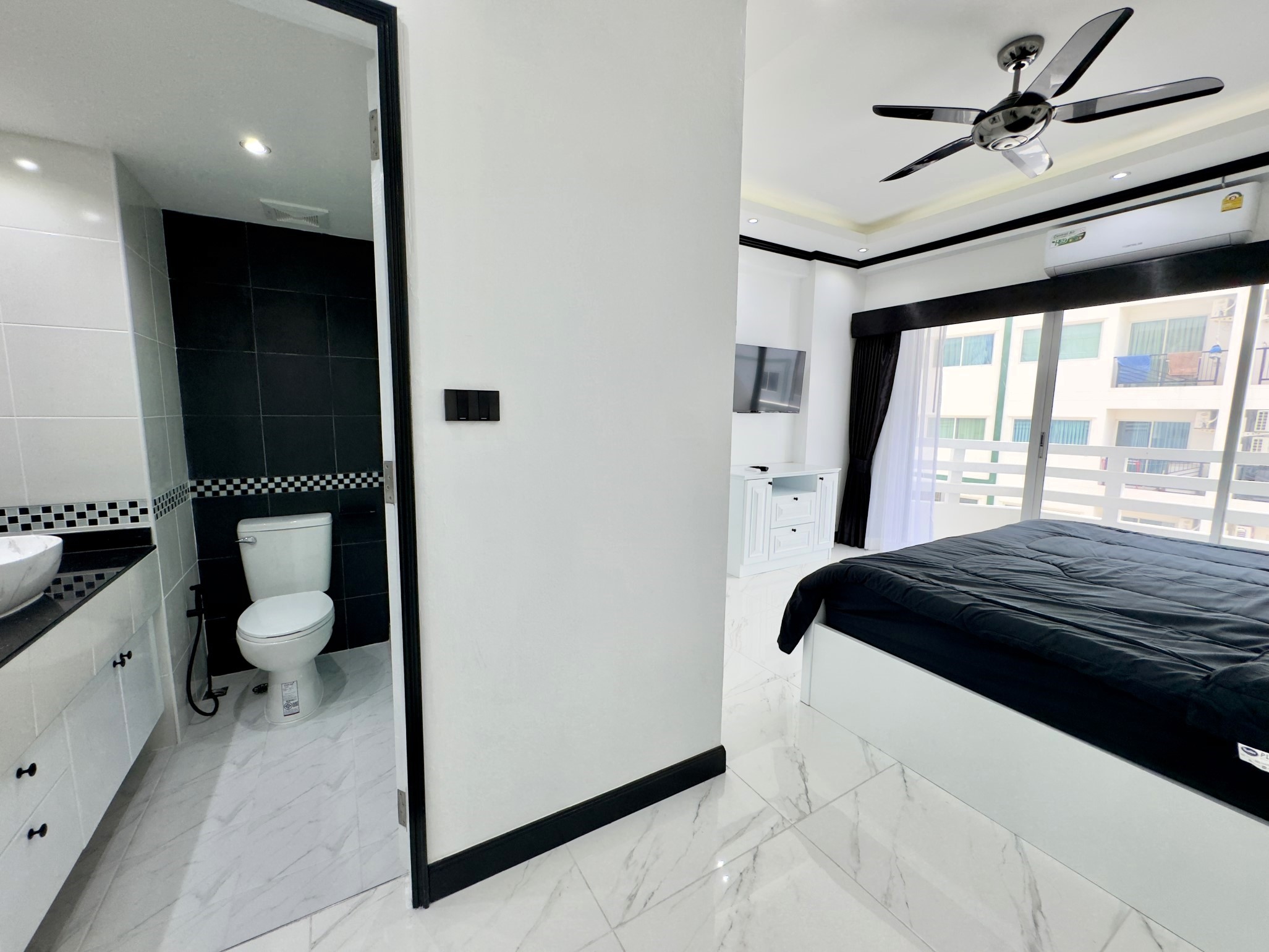 Pattaya Chain Condotel/F4 1 BED · 1 BATH · 53 SQ M · 2 BALCONIES · SEA VIEW 19