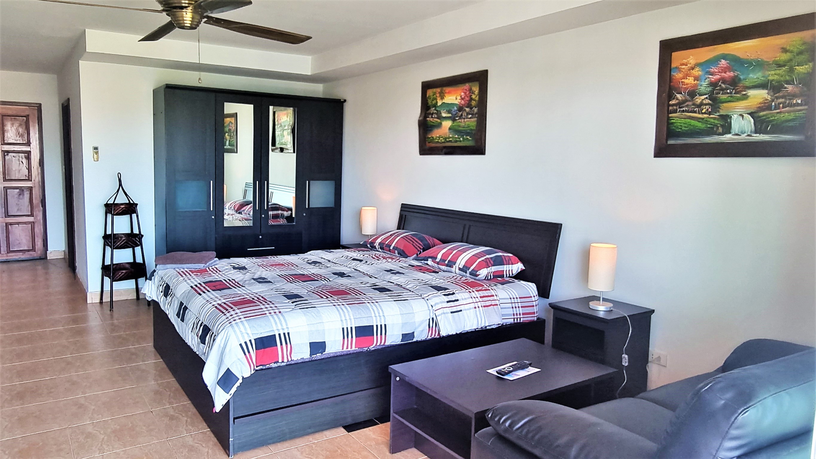 The Residence/F7 LARGE STUDIO · 1 BATH · 52 SQ M · BALCONY 23