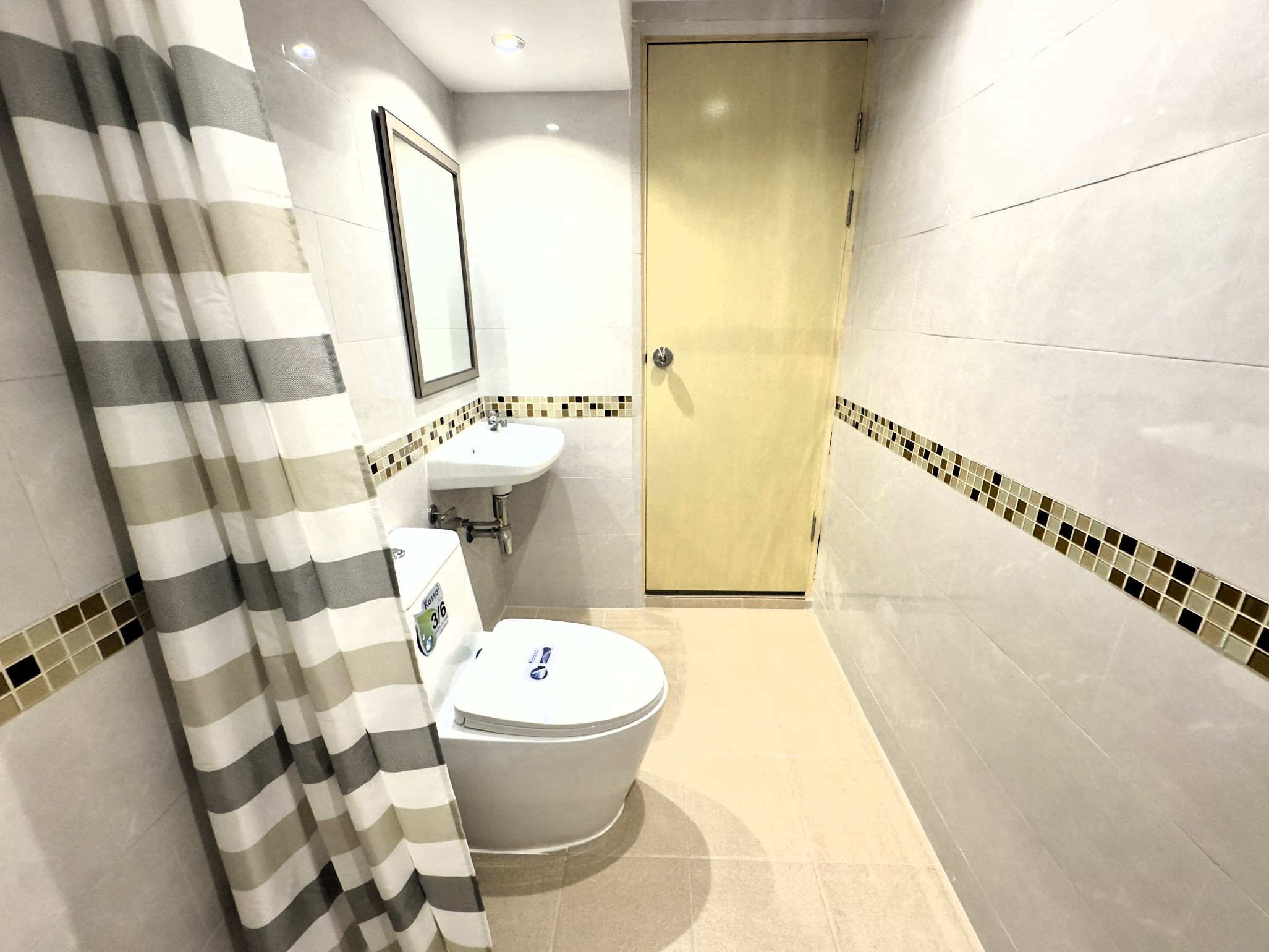 Keha/F5 1 BED · 2 BATH · 64 SQ M · 2 BALCONIES · CORNER APARTMENT 24