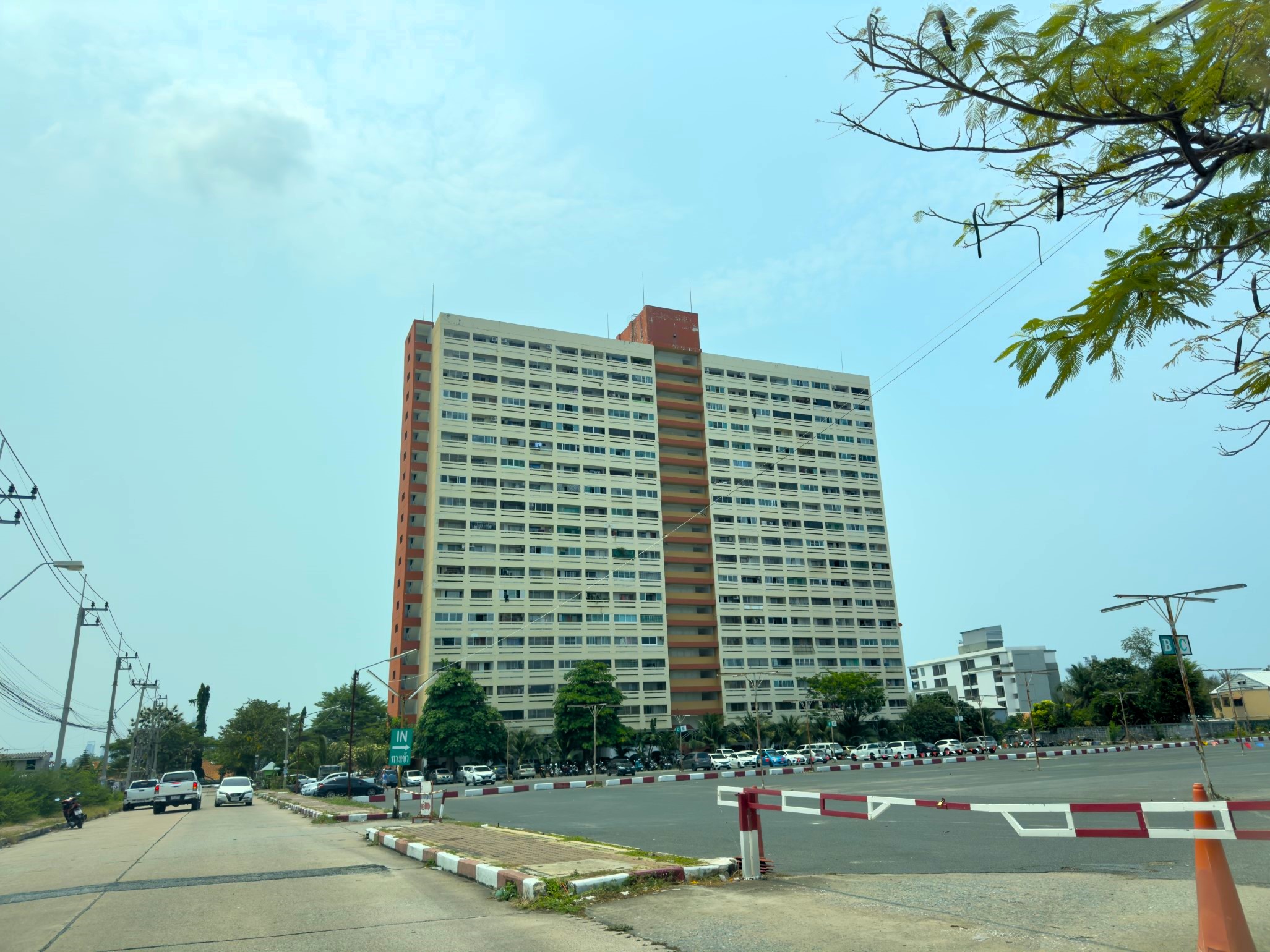 Keha/F5 1 BED · 2 BATH · 64 SQ M · 2 BALCONIES · CORNER APARTMENT 26