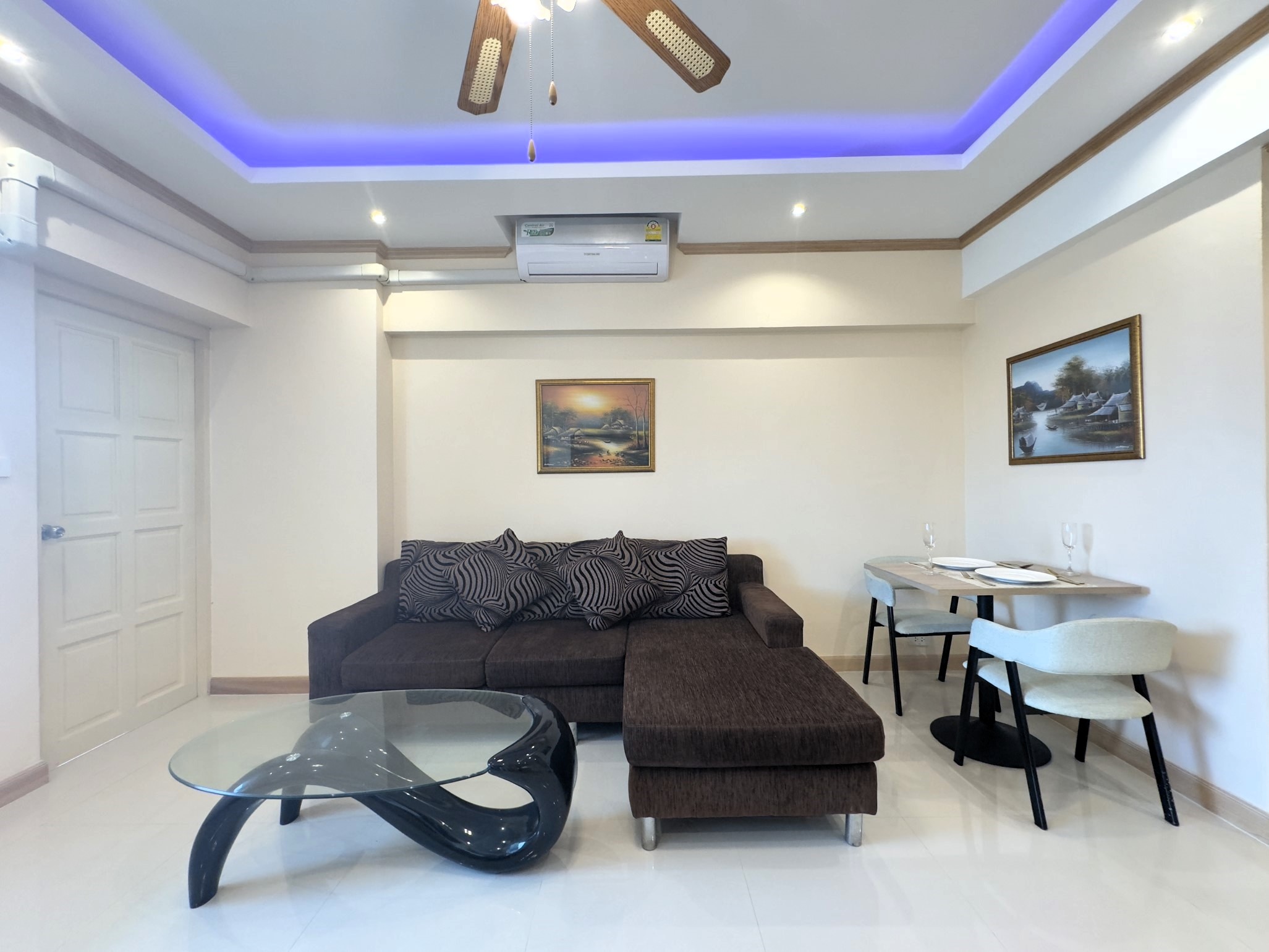 Keha/F5 1 BED · 2 BATH · 64 SQ M · 2 BALCONIES · CORNER APARTMENT 7